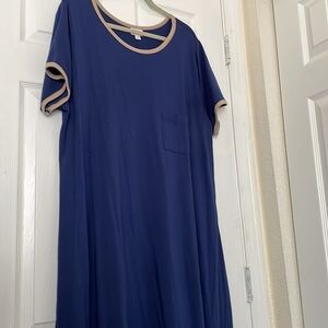 LuLaRoe Blue Raglan Midi Dress Casual Crew Neck